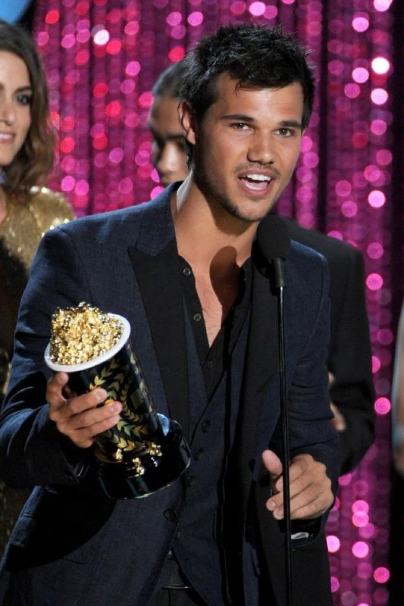 2012 MTV Movie Awards Juliste